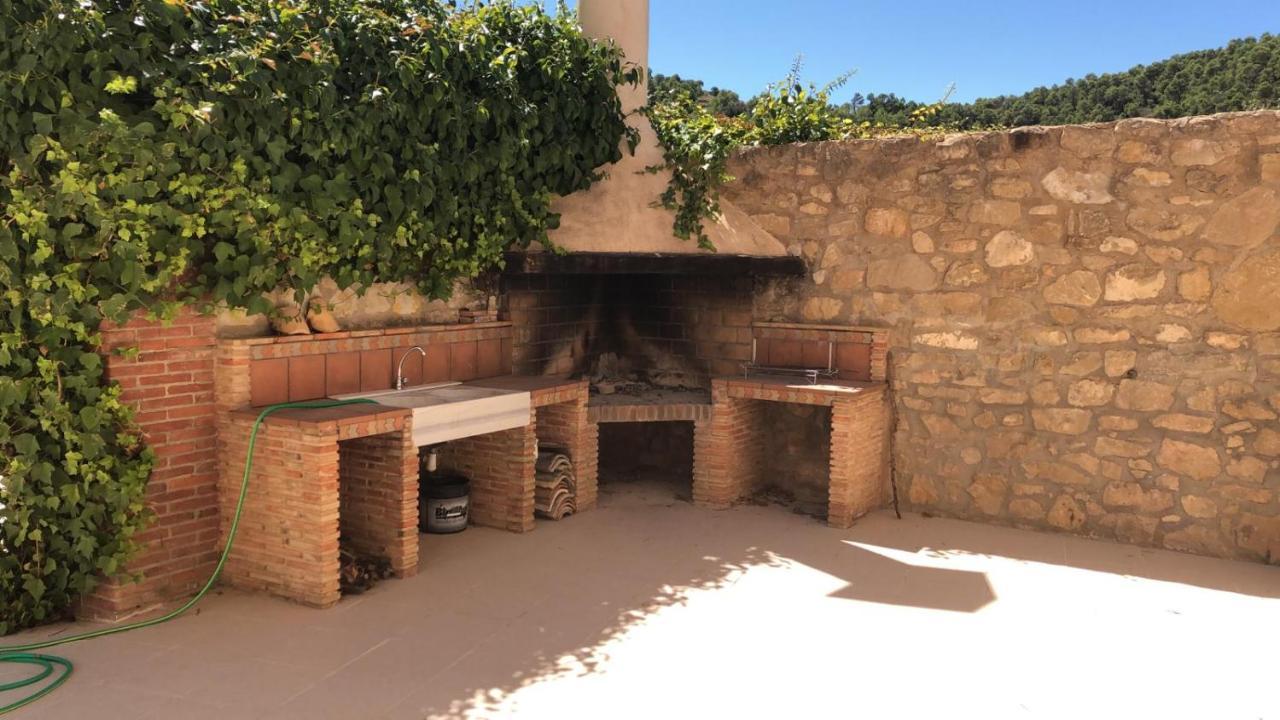 Masia Mas De La Creu Valderrobres Exterior photo